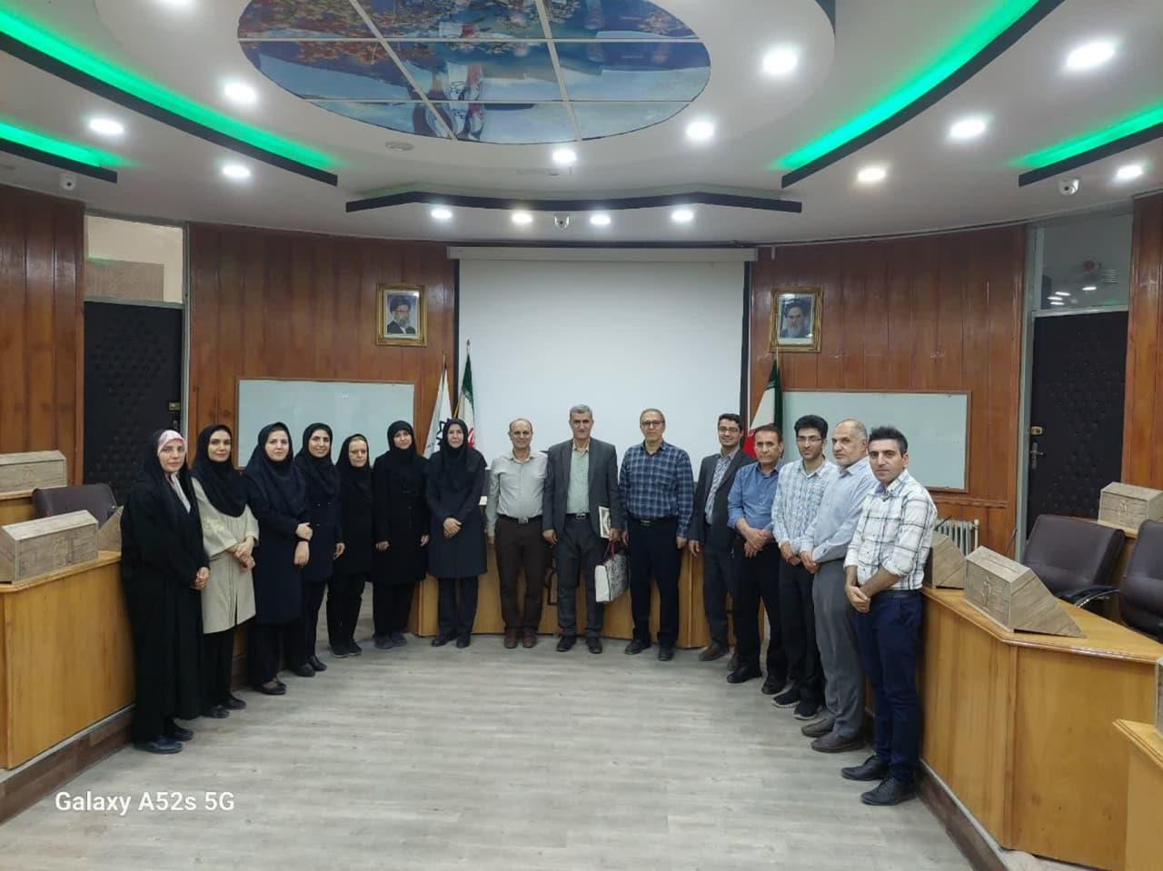 جلسه تقدیر و تشکر از جناب اقای دکتر منصور رضایی از طرف .....