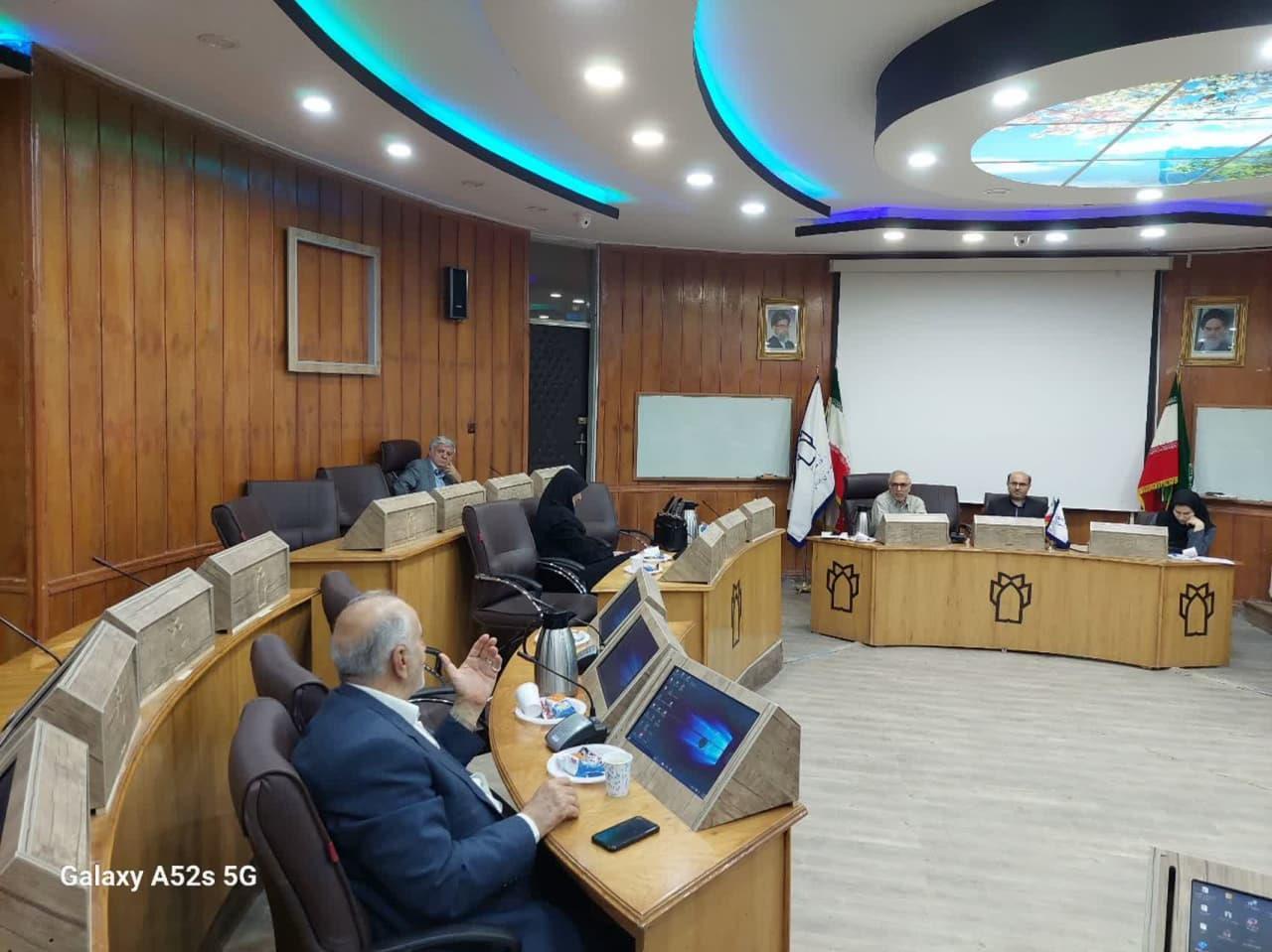 اخلاق در آموزش