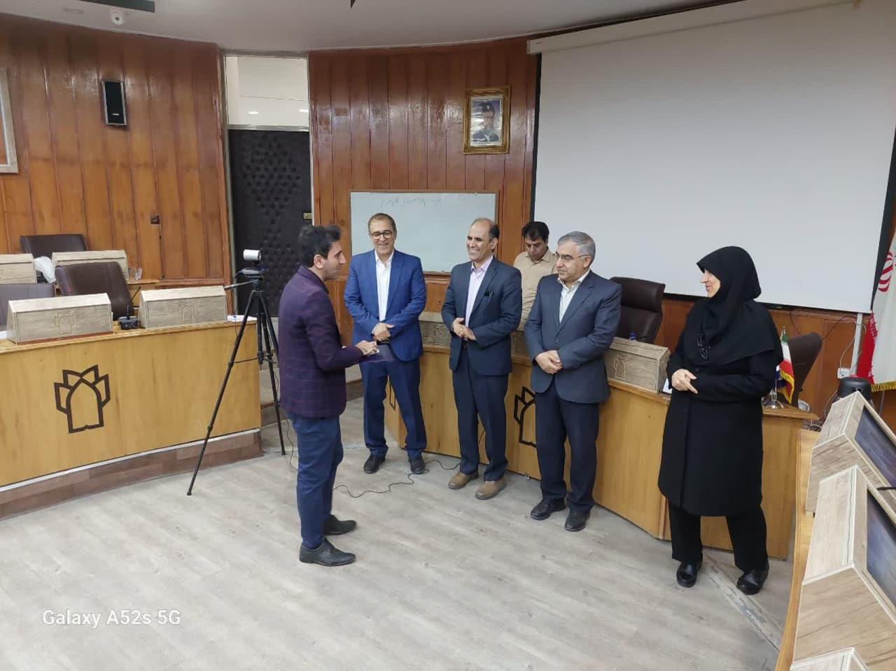 اهدای جوایز به صاحبان فرایندهای برتر دانشگاهی......